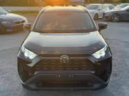 
										2022 Toyota RAV4 XLE AWD full									