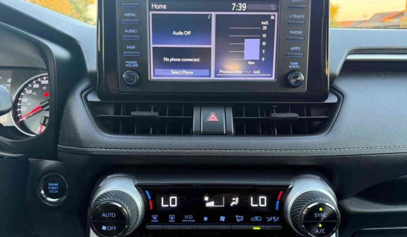 
								2022 Toyota RAV4 XLE AWD full									